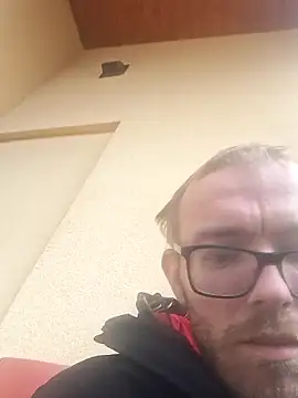 948197 online show from 10/28/25, 06:50