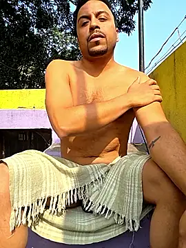 Snapshot of BindaasBong chatting on 01/18/26, 05:33 BindaasBong online show from 01/18/26, 05:33