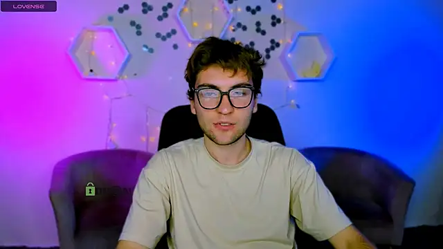 joseph bear  online show from 11/06/25, 07:59