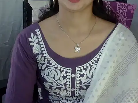 Snapshot of Rahat_S chatting on 07/27/26, 07:37 Rahat S online show from 07/27/26, 07:37