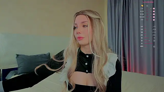  sophielov online show from 03/03/26, 04:24