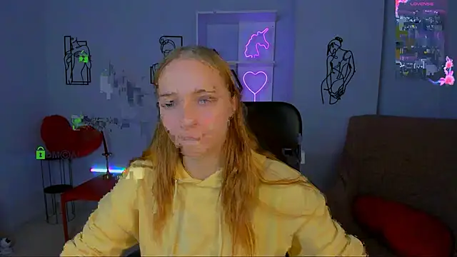 Snapshot of keylas_moan chatting on 10/18/25, 05:43 keylas moan online show from 10/18/25, 05:43