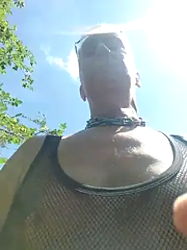 Snapshot of slaveman4you chatting on 07/12/26, 11:01 slaveman4you online show from 07/12/26, 11:01