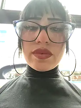 Snapshot of Kitty_Melodi chatting on 09/17/25, 03:14 Kitty Melodi online show from 09/17/25, 03:14