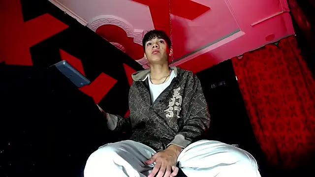 SemerHott online show from 10/03/25, 01:41