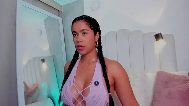 danna ross25 online show from 10/13/25, 11:54