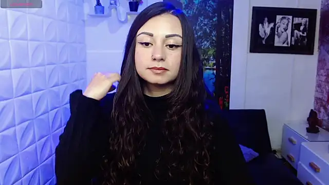 Eva Roussell online show from 12/02/25, 06:25