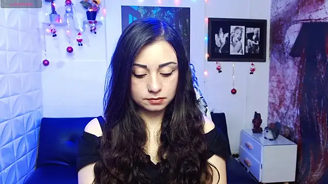 Eva Roussell online show from 12/18/25, 03:29