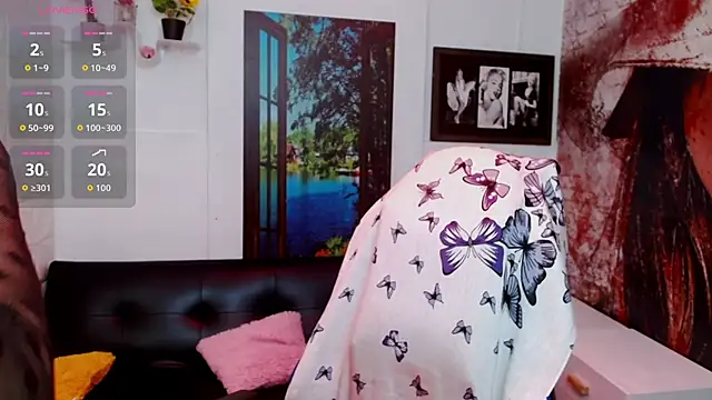 Snapshot of Eva_Roussell chatting on 02/21/26, 03:02 Eva Roussell online show from 02/21/26, 03:02