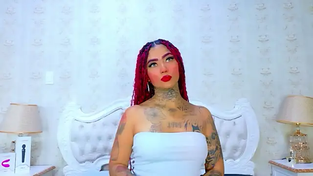 EmilieLake online show from 03/25/26, 03:29