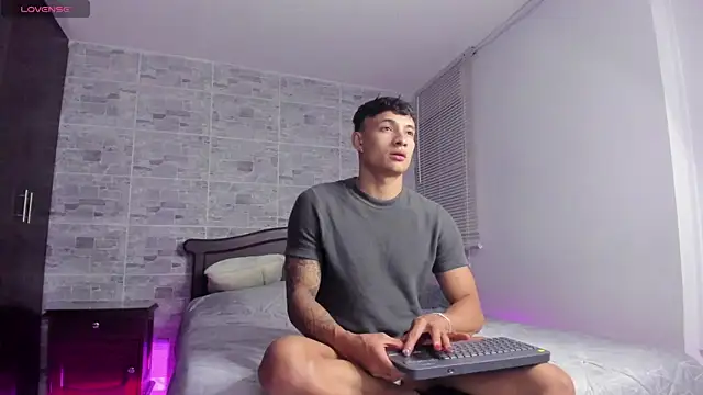 DavisFirb online show from 11/20/25, 02:45