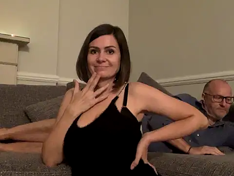 Snapshot of ViksaxBram chatting on 09/11/25, 06:41 ViksaxBram online show from 09/11/25, 06:41