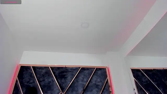 SusanaHenao online show from 10/02/25, 07:21