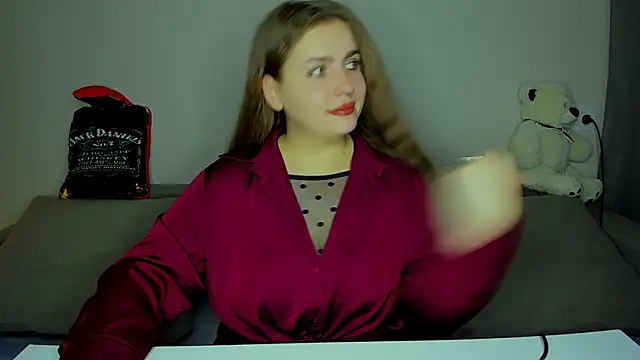 yourgem   online show from 09/17/25, 07:26