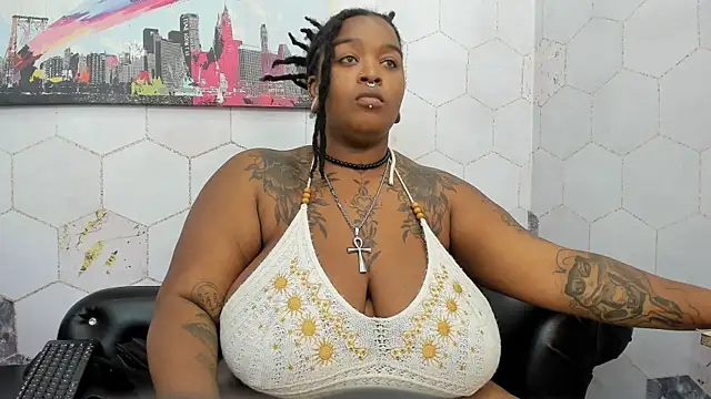 Anaa Fuentess online show from 09/12/25, 11:43