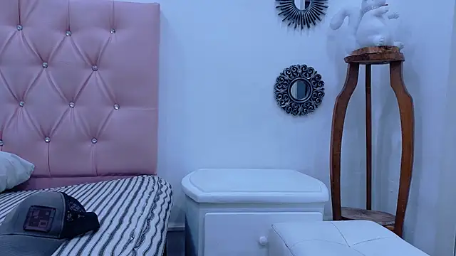 Snapshot of ivy_scorpio chatting on 03/29/26, 05:29 ivy scorpio online show from 03/29/26, 05:29