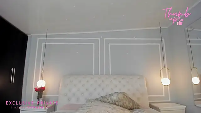 sakura Gomez online show from 06/18/26, 07:18