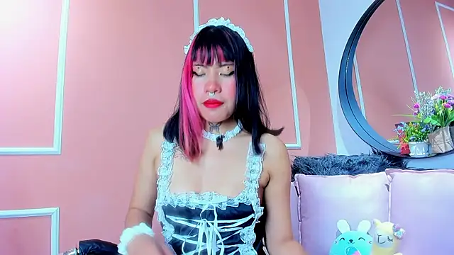 Georgina Astor online show from 04/15/26, 03:46