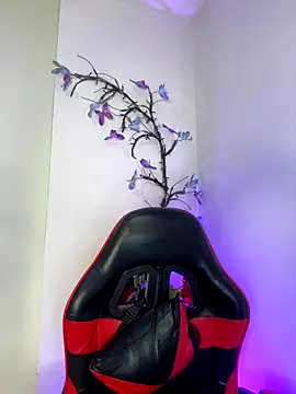 CATALEYA CAST1 online show from 11/21/25, 10:30