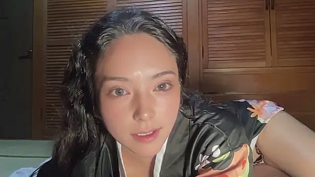 ena8888 online show from 10/26/25, 04:02