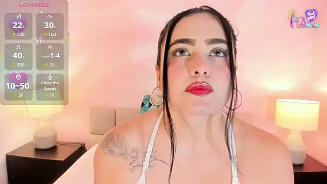 sofiiacarson online show from 04/07/26, 07:36