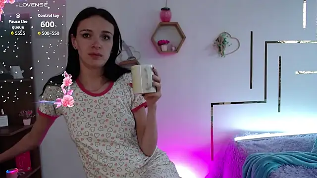 AuroraHans1 online show from 04/18/26, 01:26