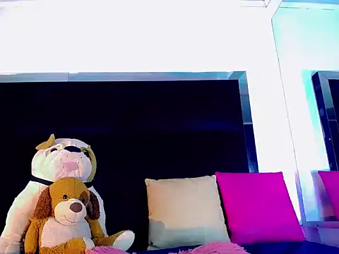 AnntonellaHott online show from 01/06/26, 03:32