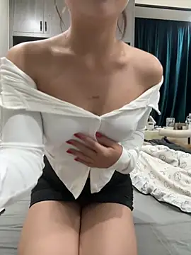 Xiaokui-04 online show from 10/31/25, 03:35