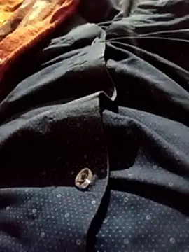 Snapshot of parmila203 chatting on 10/30/25, 02:46 parmila203 online show from 10/30/25, 02:46