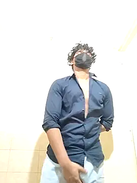 Snapshot of Goodmens5 chatting on 09/25/25, 09:57 Goodmens5 online show from 09/25/25, 09:57