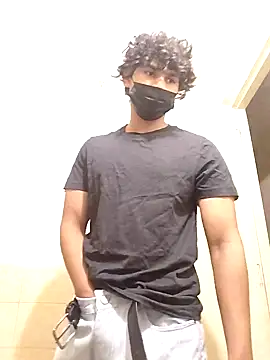 Snapshot of Goodmens5 chatting on 10/11/25, 06:17 Goodmens5 online show from 10/11/25, 06:17