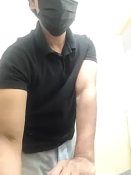 Snapshot of Goodmens5 chatting on 10/27/25, 03:27 Goodmens5 online show from 10/27/25, 03:27