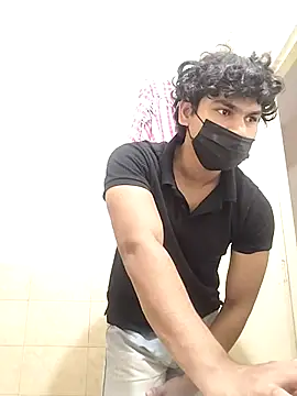 Snapshot of Goodmens5 chatting on 10/28/25, 09:46 Goodmens5 online show from 10/28/25, 09:46