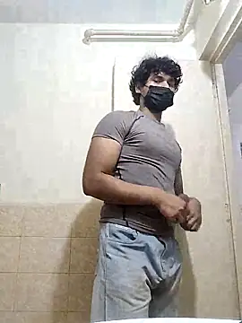 Snapshot of Goodmens5 chatting on 11/01/25, 02:19 Goodmens5 online show from 11/01/25, 02:19