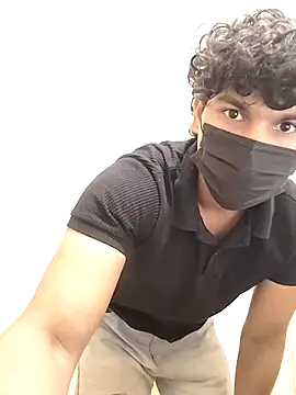 Snapshot of Goodmens5 chatting on 11/10/25, 11:53 Goodmens5 online show from 11/10/25, 11:53