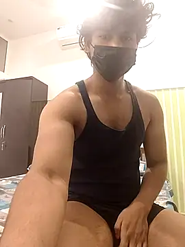 Snapshot of Goodmens5 chatting on 06/11/26, 02:37 Goodmens5 online show from 06/11/26, 02:37