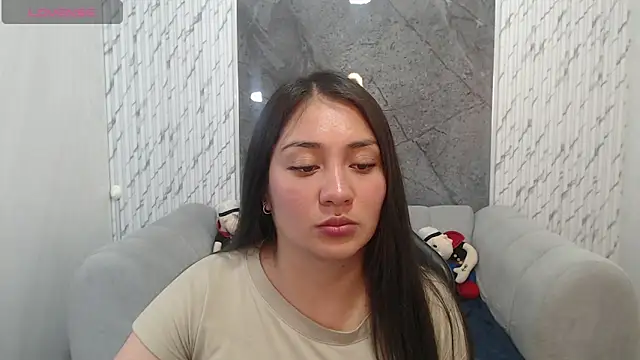 Ivony18 b online show from 11/26/25, 03:18