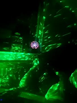 MODEST11 MMiILOO AMARO online show from 10/20/25, 03:40