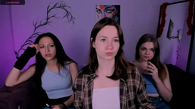 veronica bubble online show from 11/22/25, 08:19