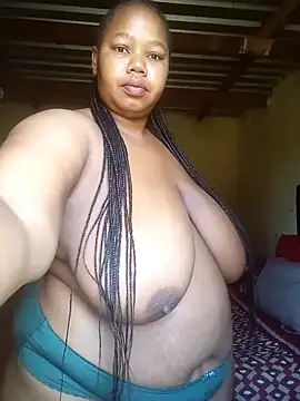 Curvycandy95 online show from 11/05/25, 04:45