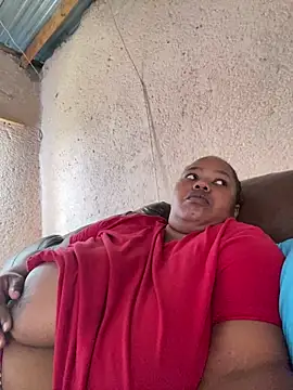 Curvycandy95 online show from 04/19/26, 04:17