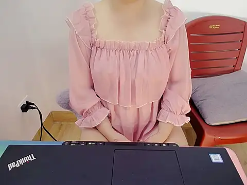 Phuong Myy online show from 11/10/25, 05:34