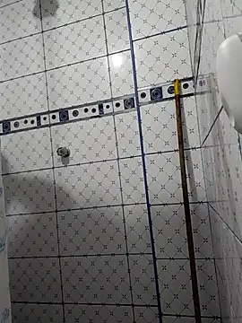 Exotic19cm online show from 11/26/25, 11:17