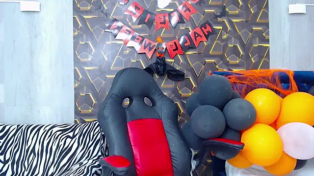 honeymoon 12 online show from 10/26/25, 04:18