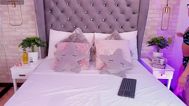 PauVega  online show from 01/18/26, 01:15