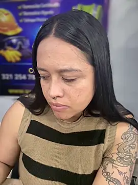 -Mia1 online show from 04/25/26, 01:41