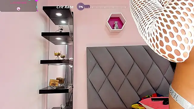 Amira Ember online show from 11/09/25, 09:46