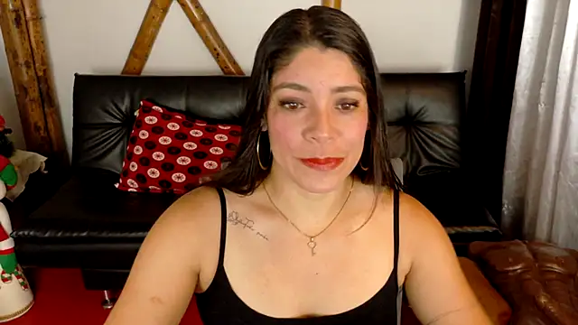 sofiia diaz0805 online show from 12/16/25, 07:52