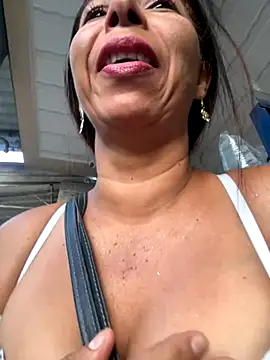 maleja23 online show from 11/01/25, 10:34