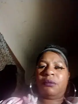 Ladiv33 online show from 11/02/25, 05:59